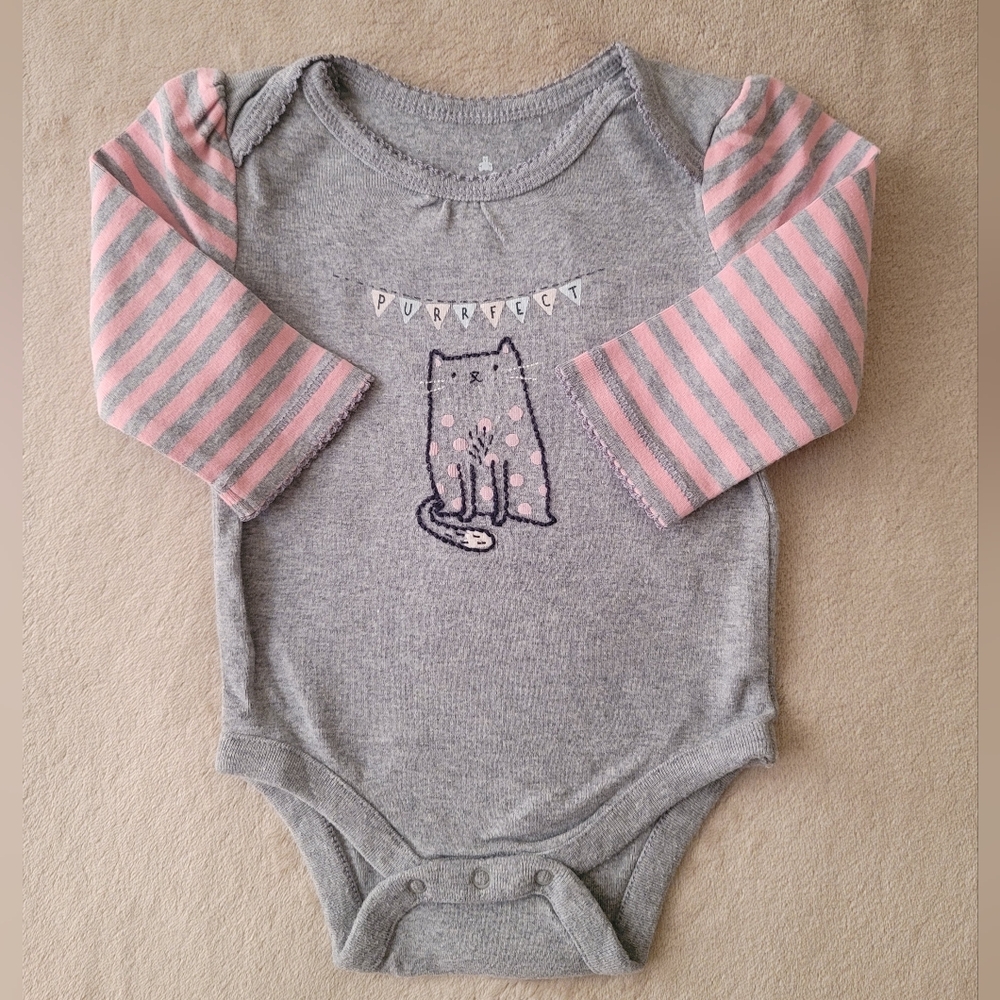Gap Baby Girl Grey/Pink Striped Long Sleeve Purrfect Cat Bodysuit Size 6 Month